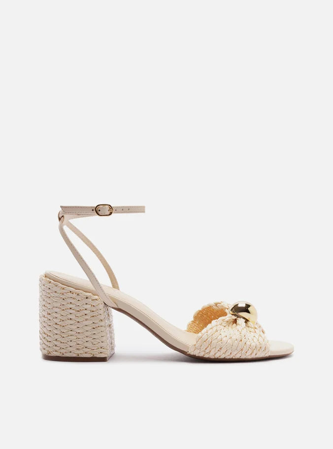 Sandália Off White Salto Médio Bloco Tramado Metal