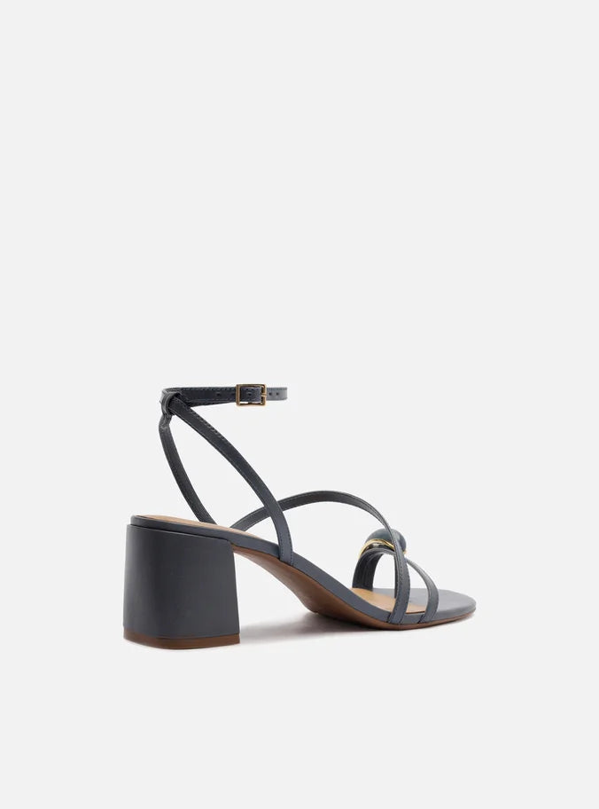 Sandália Azul Couro Salto Bloco Dedeira Pedra