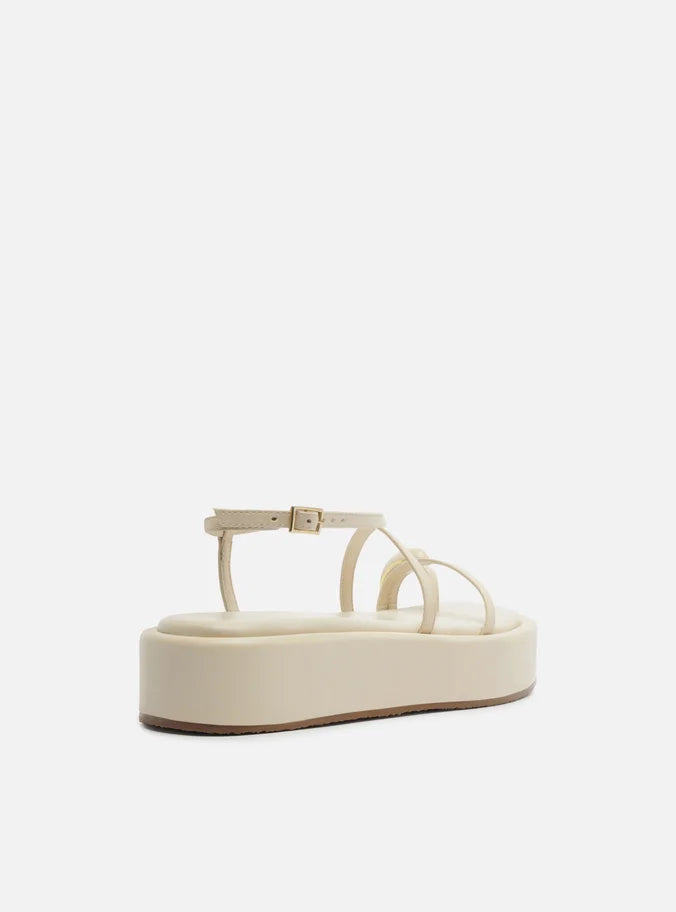 Sandália Off White Couro Flatform Dedeira Pedra